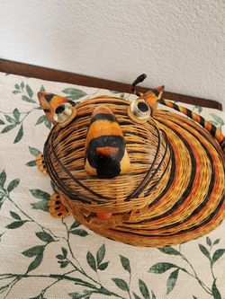 Wicker Tiger Shaped Decorative Basket