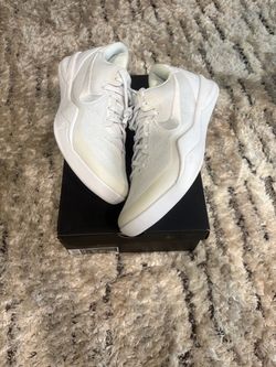 Kobe 8 Halo Size 11 100% Authentic