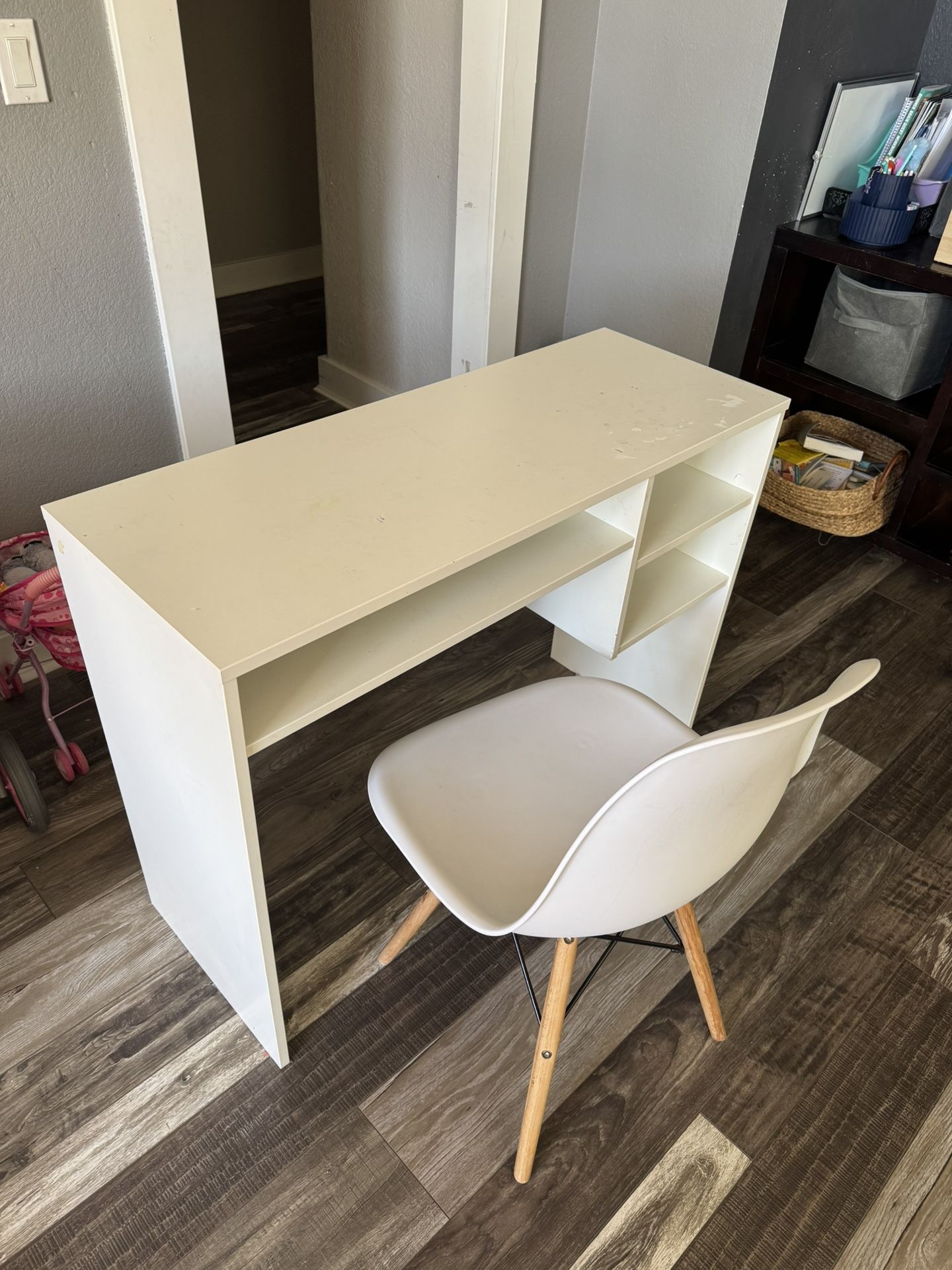 Kids Desk And Chair