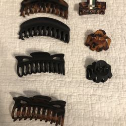 Bloomingdale’s Hair Clip Lot New