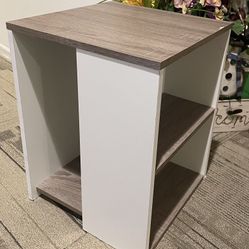 End Table/Nightstand