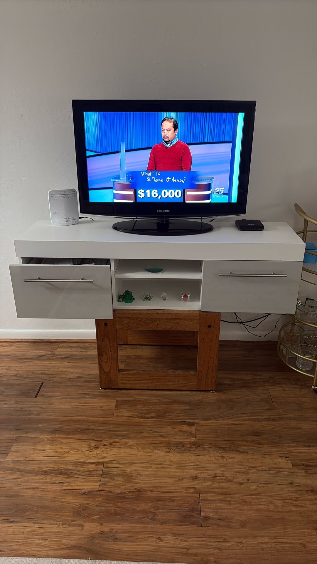 TV STAND WE TWO DRAWER