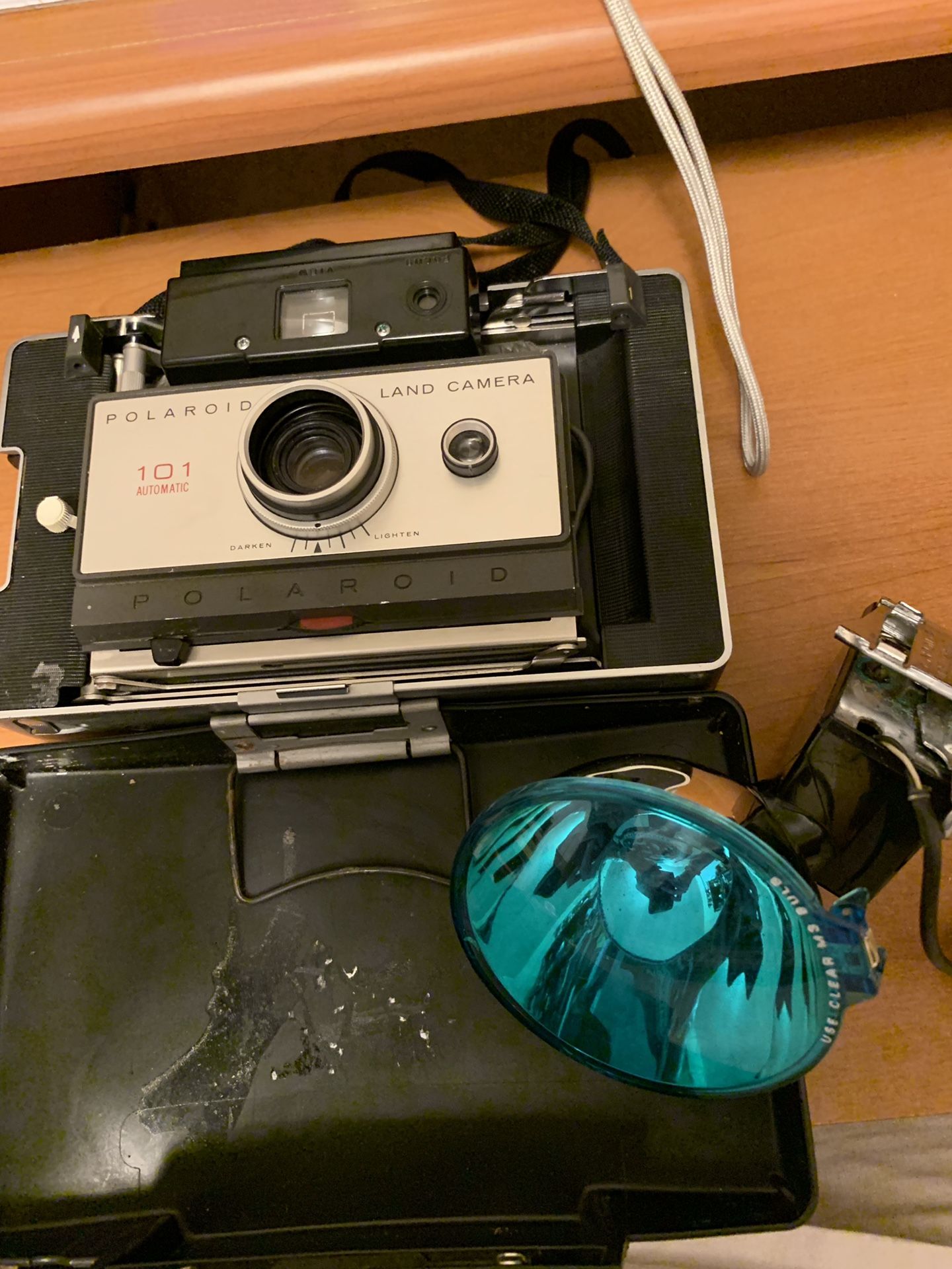 Polaroid 101 camera