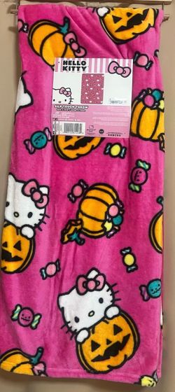 Hello Kitty Halloween blanket