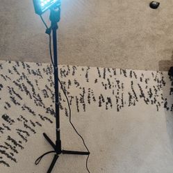 Neewer ZC-10S LED Photo/Video Light 10W USB 5V/2A Adjustable Portable, 29"H to 44"H
