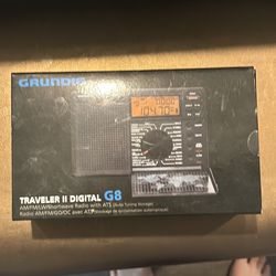 Grundig Traveler II G8 ShortWave Radio W/ ATS