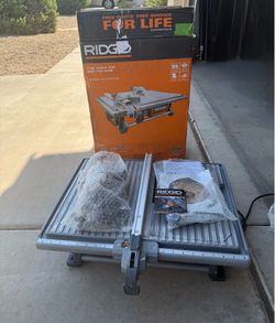 Ridgid 6.5-Amp 7 in. Blade Corded Table Top Wet Tile Saw