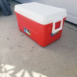 Ice Chest Cooler 