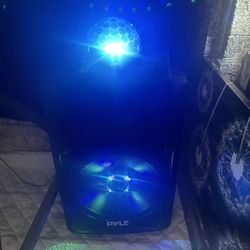 Pyle portable PA Speaker System With Bluetooth