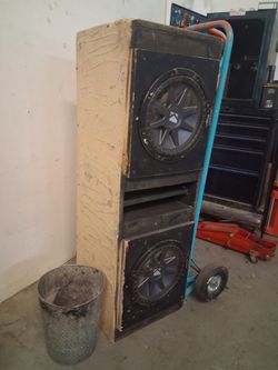 Custom subwoofer box
