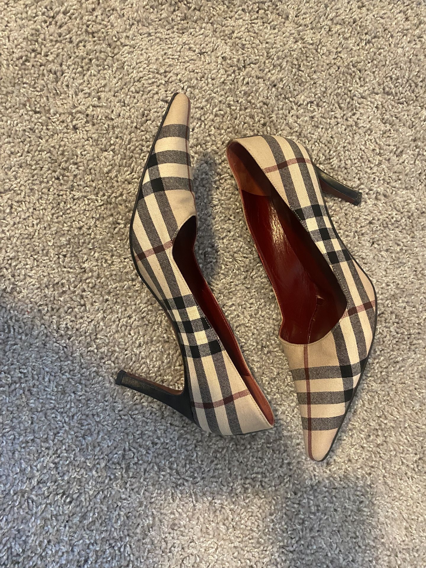 Fashionable BB Heels