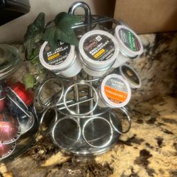 KEURIG COFFE CUP HOLDER