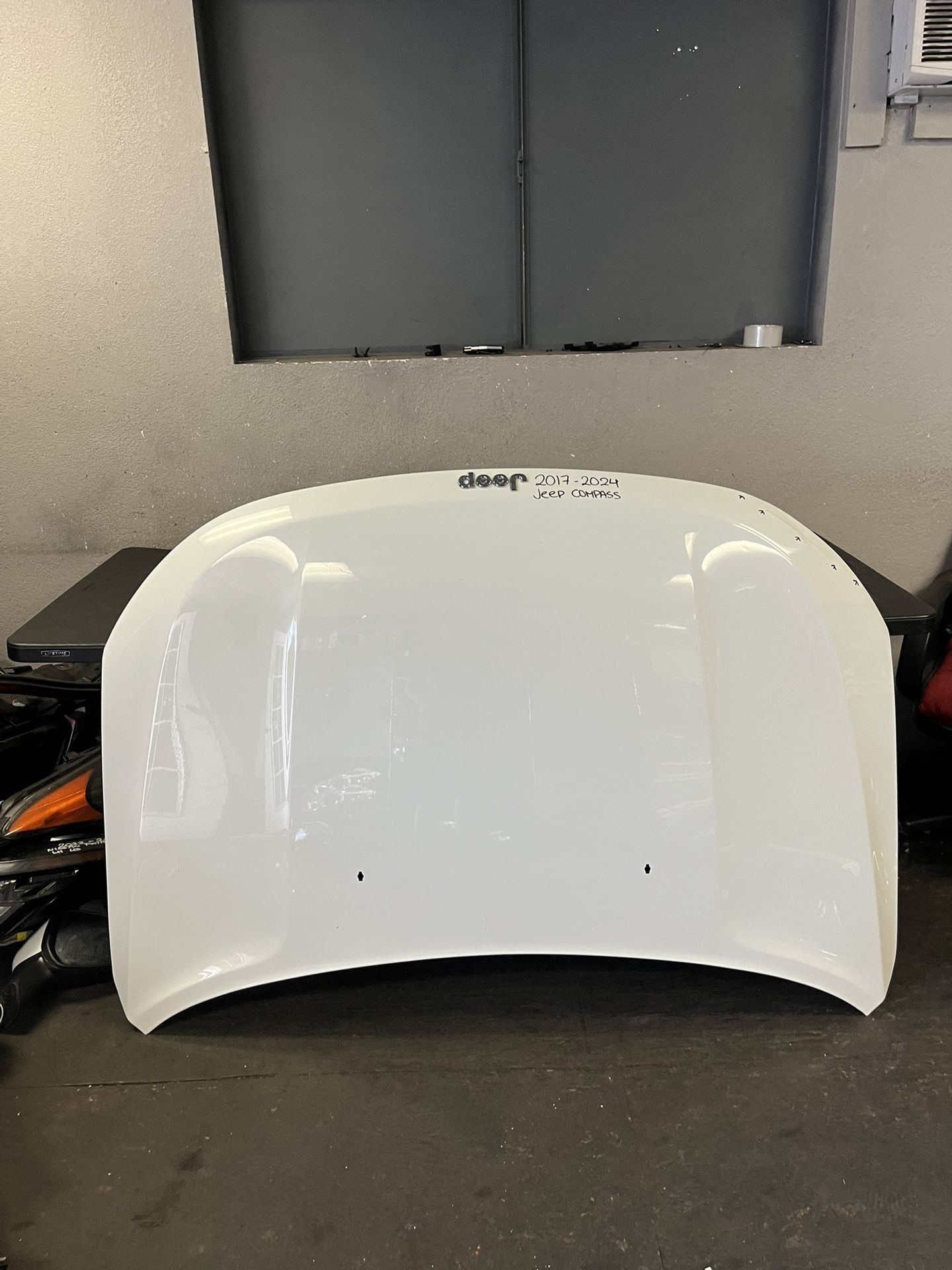 2017-2018-2019-2020-2021-2022-2023-2024 JEEP COMPASS HOOD OEM USED