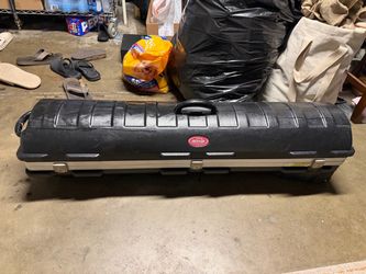 SKB hard shell golf traveling case