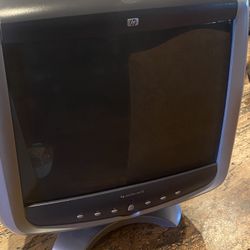 HP Pavilion MX70 16" CRT VGA Monitor – Retro Gaming – Like New!