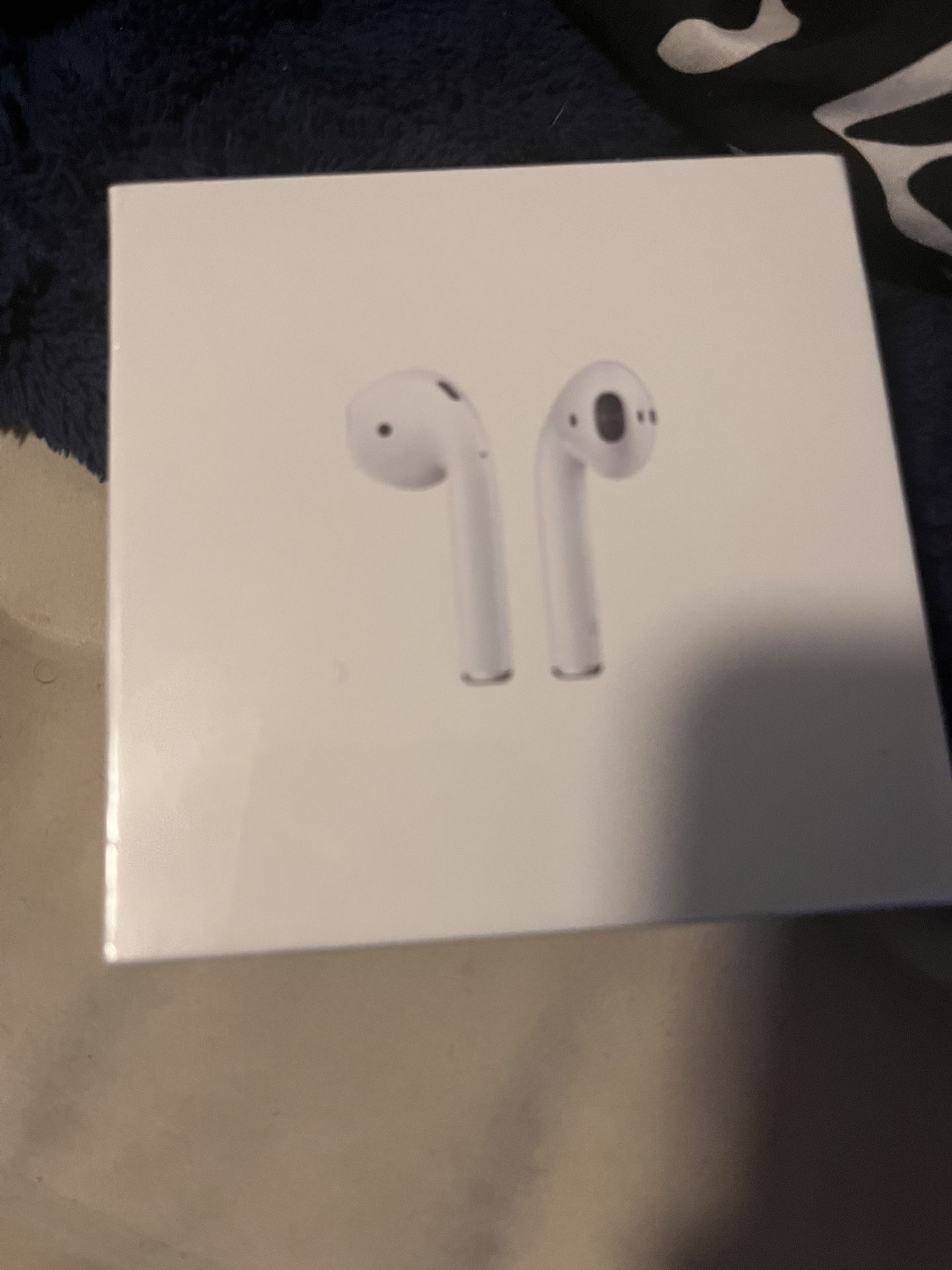 AirPods