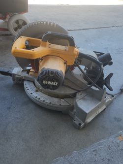DeWalt 12” Compound Miter Saw – Heavy Duty