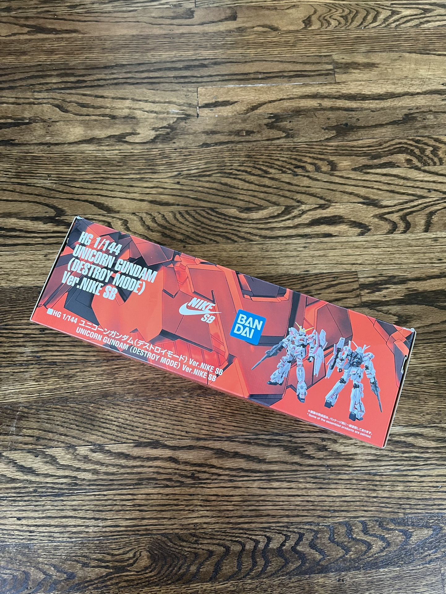 New Bandai Gundam X Nike SB Unicorn HG Model Kit Action Figure