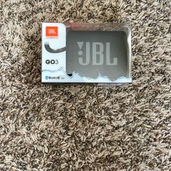 JBL Go 3 - Portable Mini Bluetooth Speaker, big audio and punchy bass, IP67 waterproof and dustproof, 5 hours of playtime, speaker for home, outdoor a