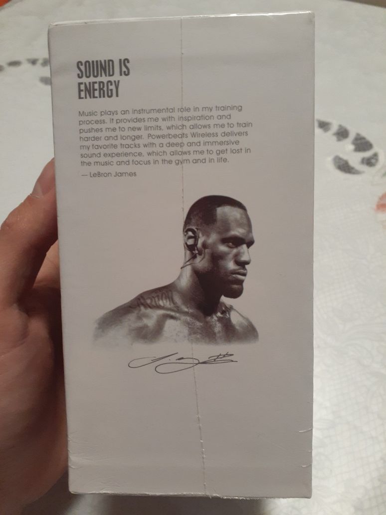 Power beats 3 wireless