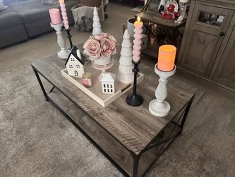 Coffee table set of 3
