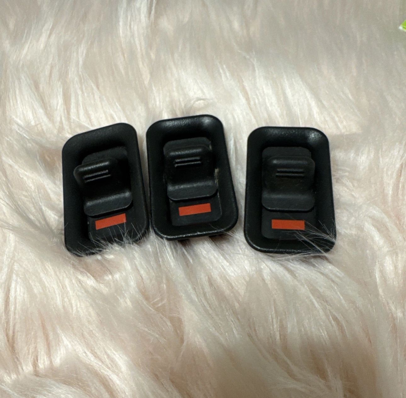 2002-2006 TAHOE SILVERADO YUKON SIERRA DOOR LOCK INDICATOR 3 part,100% original