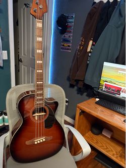 Fender king man acoustic bass
