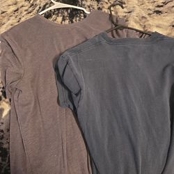 2 solid color T-shirt light fit