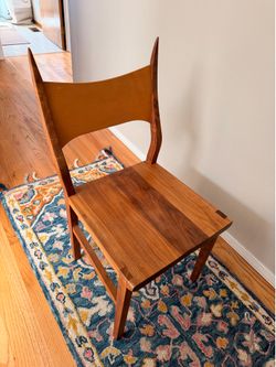 Solid Wood Organic Modern Dining Chair – Walnut Finish