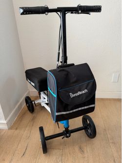 Knee Scooter with memory foam top