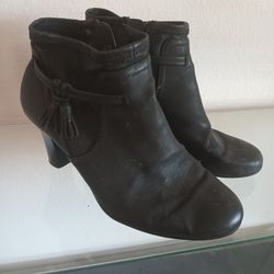 Aeropostale Sz9 Black Leather Ankle Boots