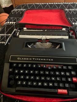 Classic Typewriter