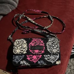 Vera Bradley Crossbody Clutch 