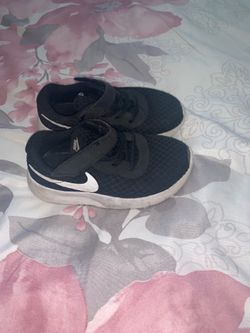 Toddler Nike size 9c