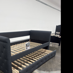 New Twin twin daybed With Orthopedic mattress included