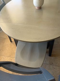 Dining table with four chairs!