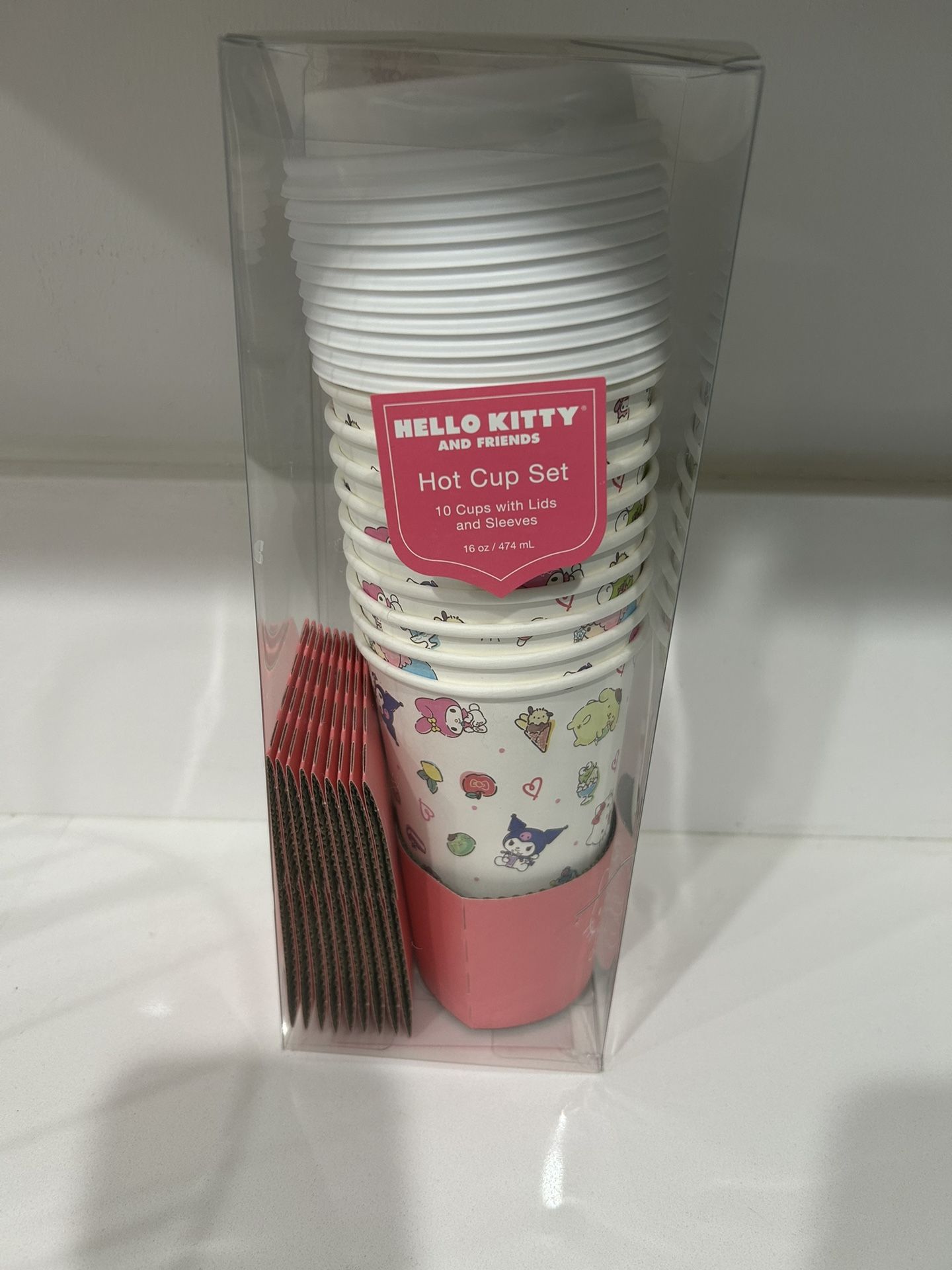 Hello Kitty Cups With Sleeves