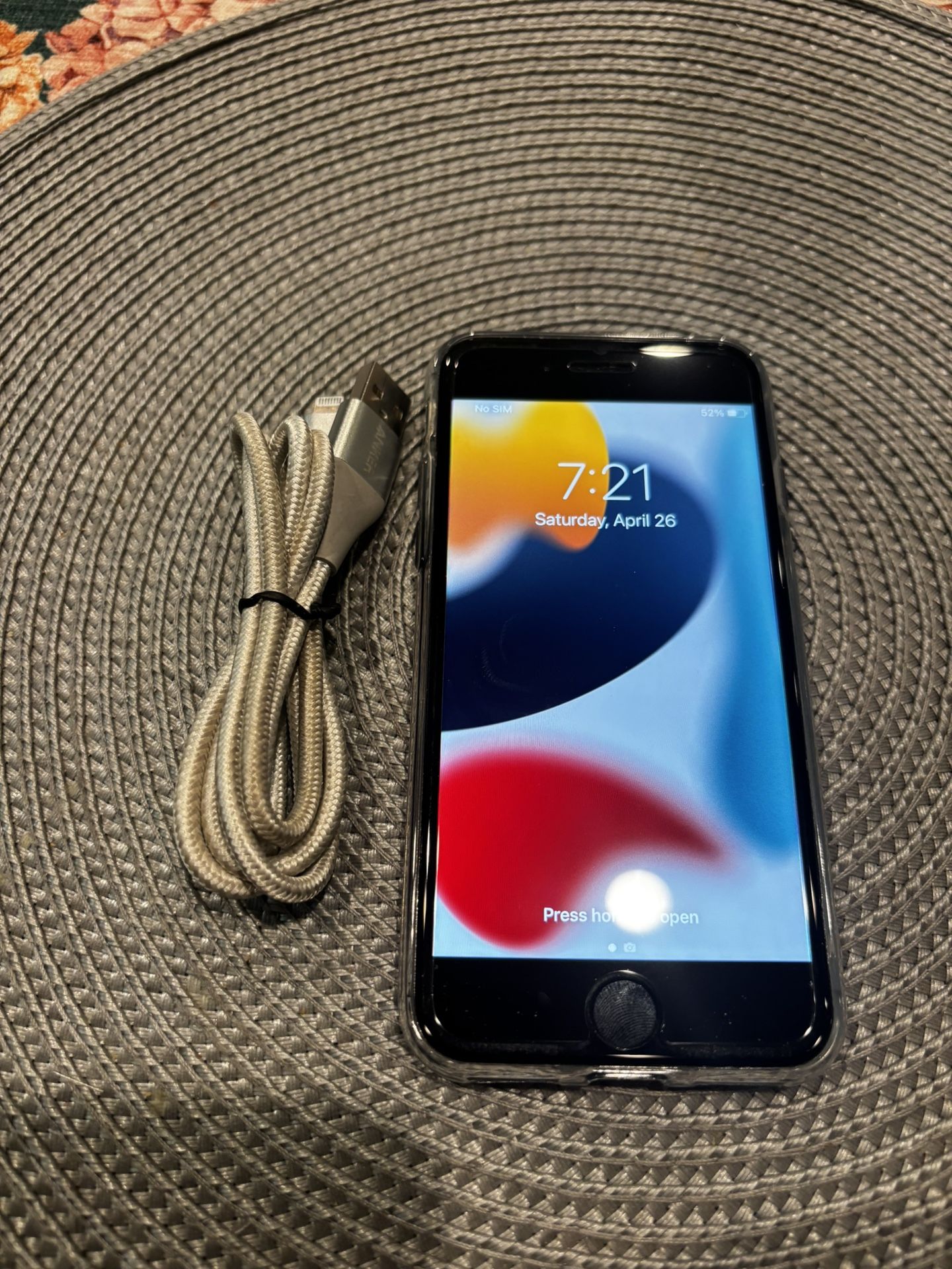 Unlocked iPhone 7 32 GB in Black