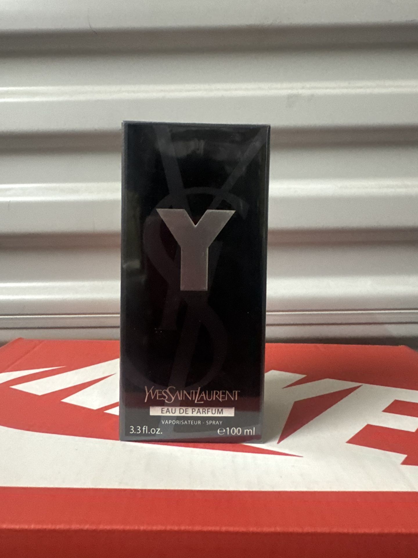 YSL Y Cologne Sealed  