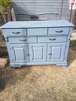 Dresser