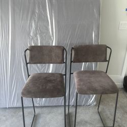 2 Bar Stools