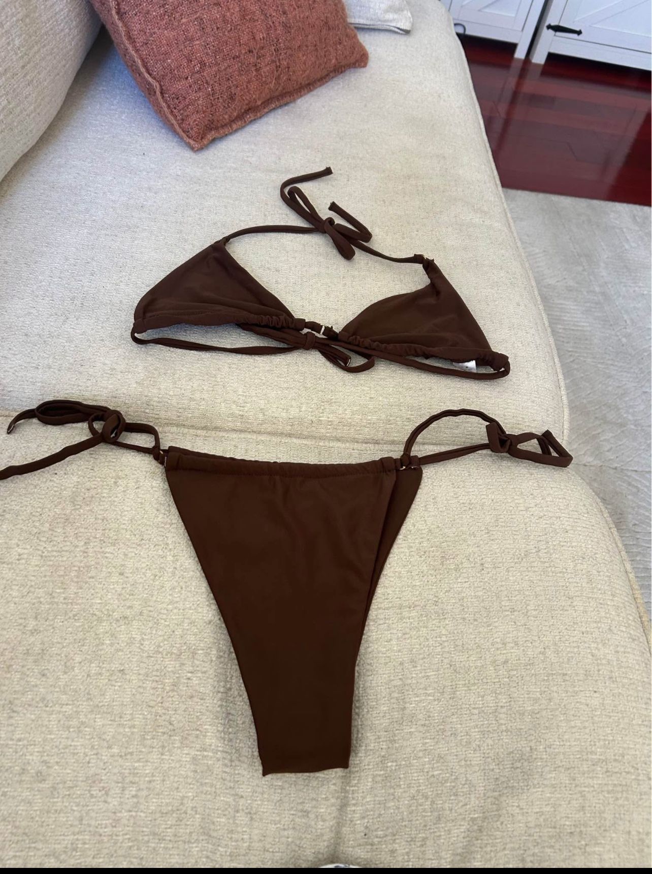 Bikini size M