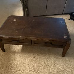 Wooden Coffee Table w/drawers