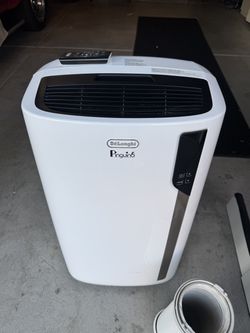 DeLonghi Pinguino Portable AC ❄️ 12,000 BTU – Works Great + Window Kit Included
