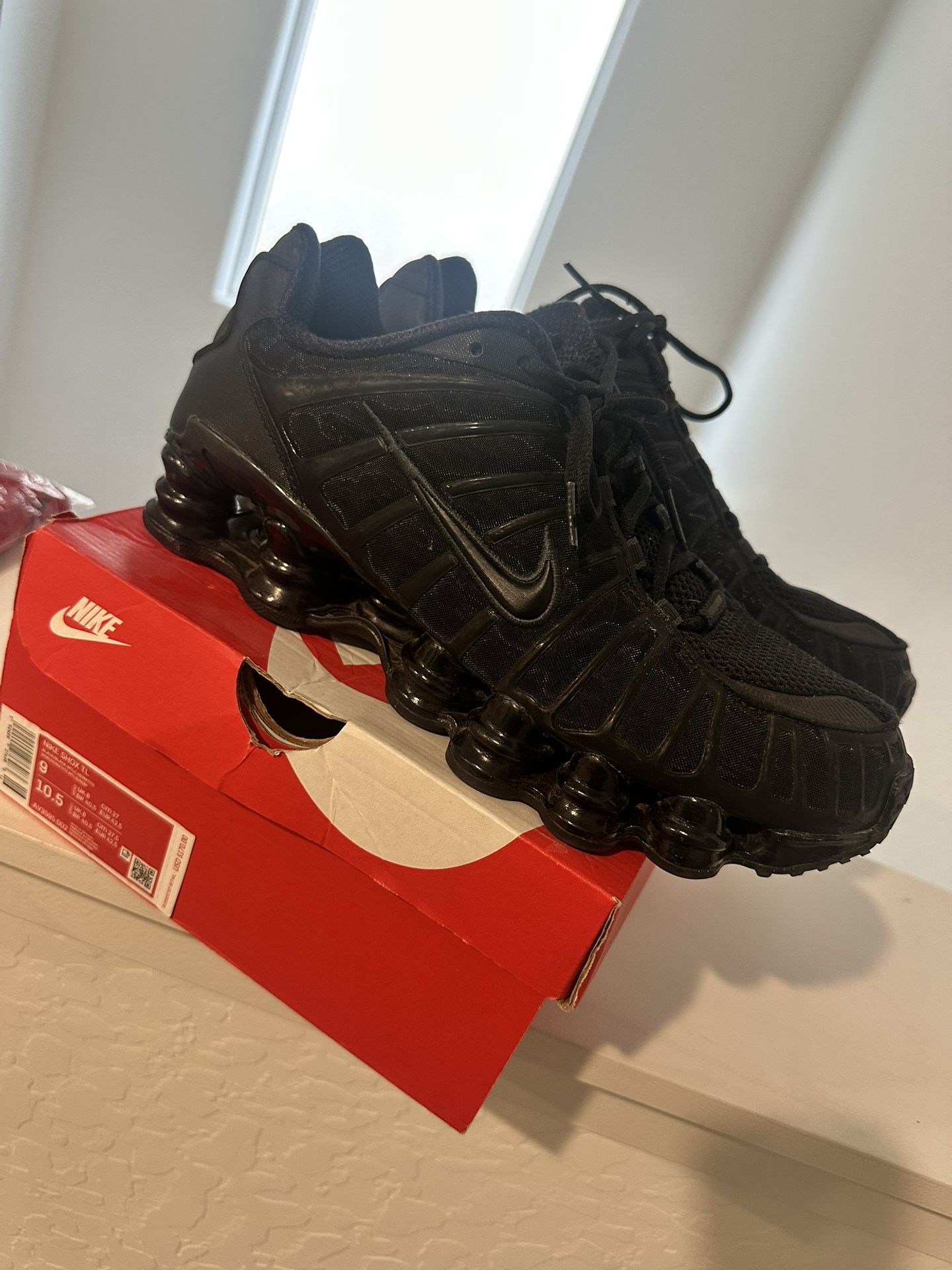 Nike Shox TL size 9 Men