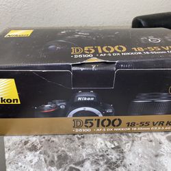 Nikon D5100 18-55 VR Kit