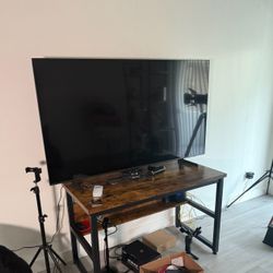 SAMSUNG TV 65 INCHES