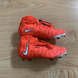 🔥🔥Nike Phantom Luna FG “Ready Pack” Soccer Cleats
