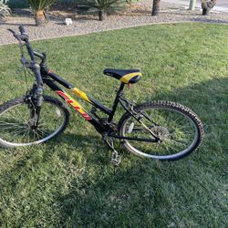 Fuji 800 SX mountain Bike Bicycle 