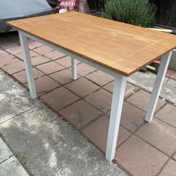 Beautiful Farmhouse table—desk— 28x45—L@@k